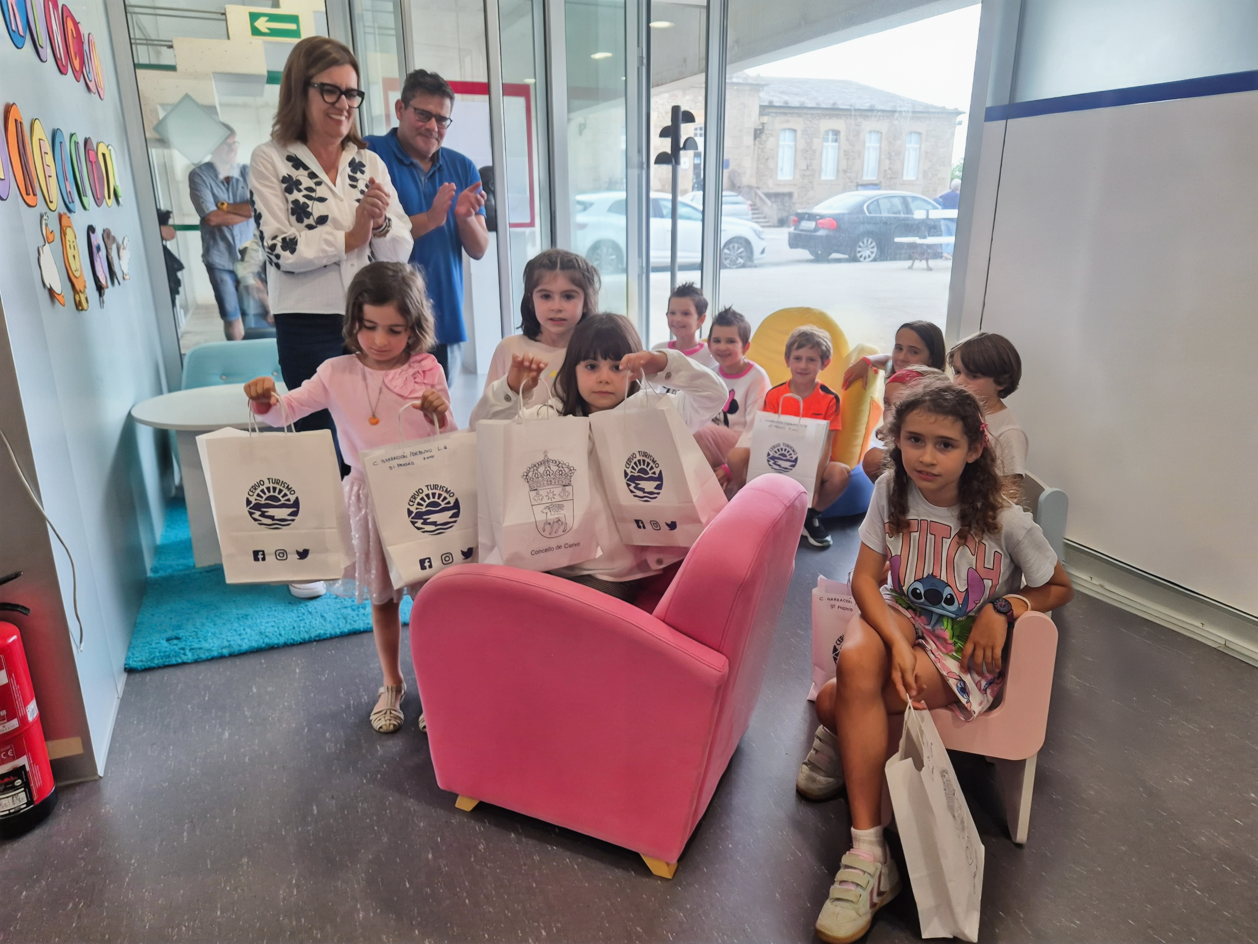 Entrega premios concursos literarios